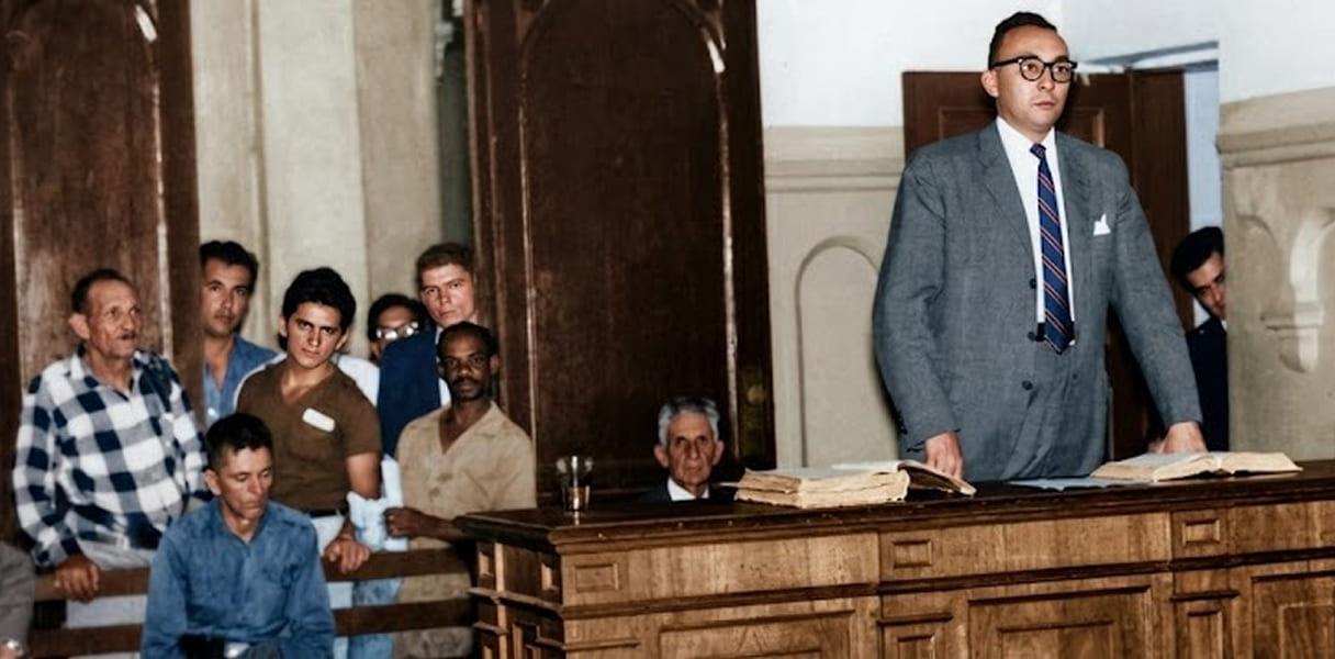 Decastro | Defendemos sus derechos y capacitamos abogados